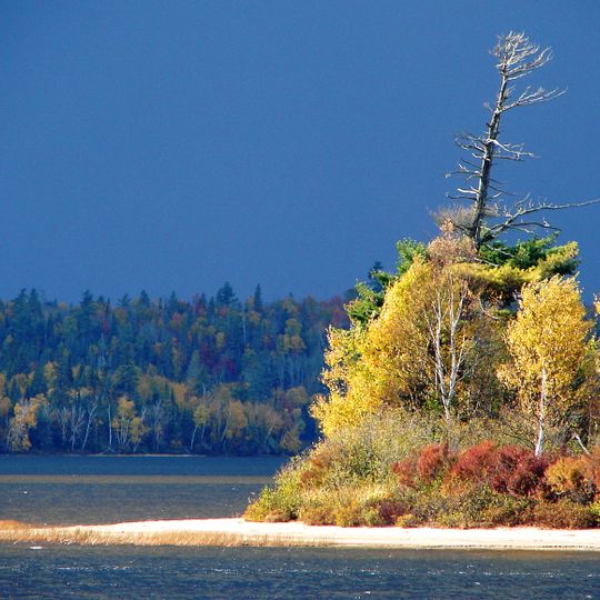 Lac-Pythonga