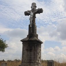 Kříž severně od Kracovic