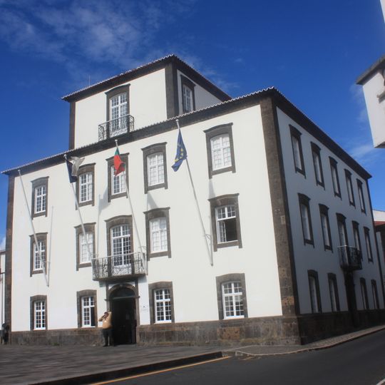 Prédio anexo à Igreja do Colégio, Largo do Colégio