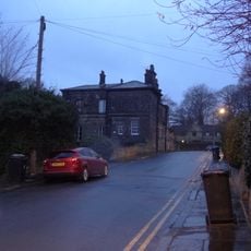 Grosvenor House With Terrace Walls