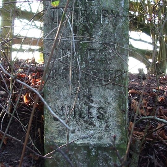 Milestone At National Grid Reference So 7192 3461