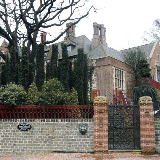 Gates, Railings And Wall To The Grounds Of St Vedasts School, Sarum Chase