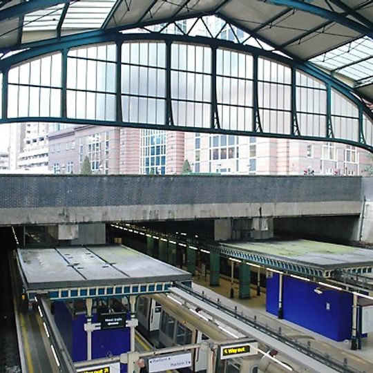 Aldgate tube station