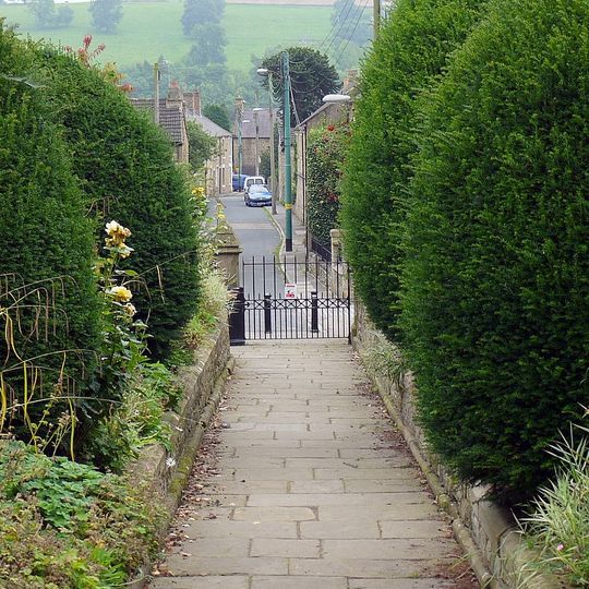 Gate Piers, Gates And Retaining Walls To Church Of St Mary And St Stephen