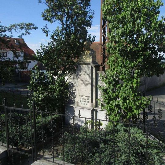 Pomník padlým ve Velkém Boru