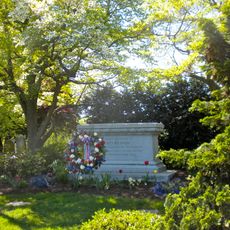 Woodward Hill Cemetery