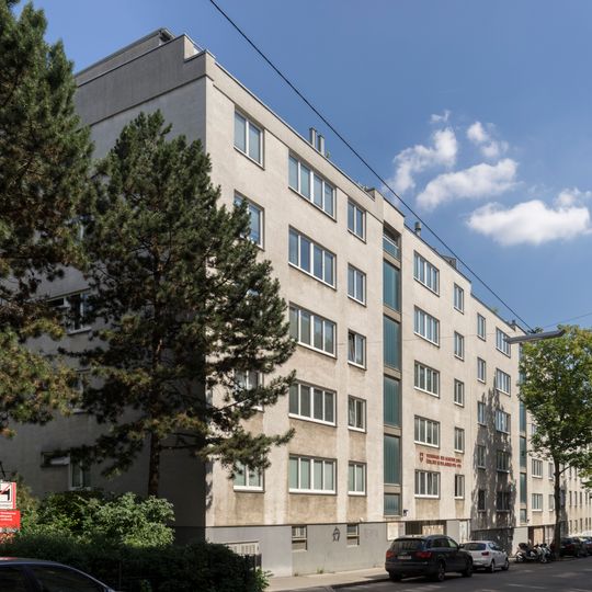 Gemeindebau Braunhirschengasse 36-38