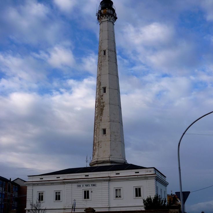 Faro Punta Penna