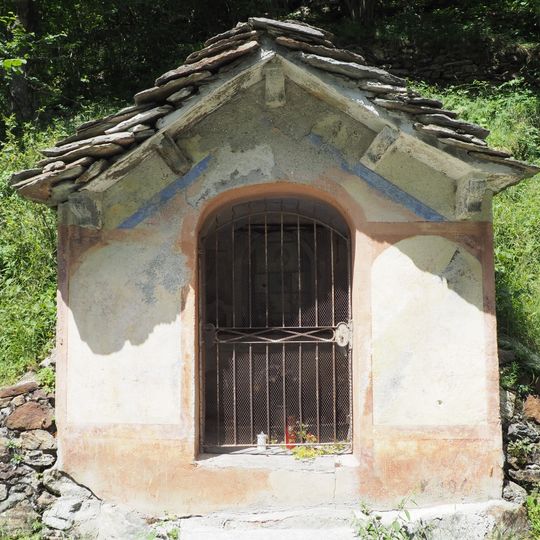 Cappella tra Pianello e Riva