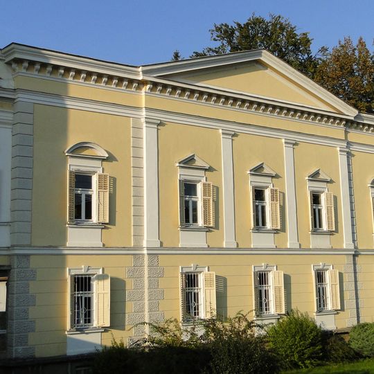 Wohn- und Verwaltungsgebäude der Rauchmühle, ehem. Fisslthaler Mühle