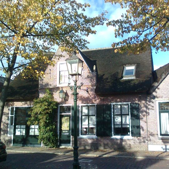 Mijzijde 53, Kamerik