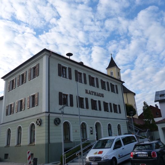 Ehemaliges Schulhaus, jetzt Rathaus