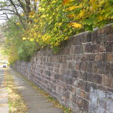 Einfriedungsmauer Reineckerstraße 3 (bei)