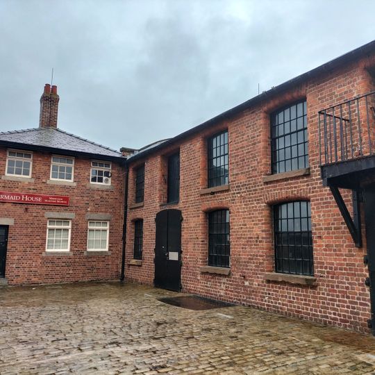 Merseyside Maritime Museum, Maritime Archives and Library