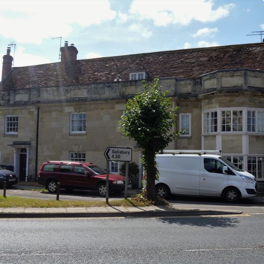 18 And 19, Kingsbury Square