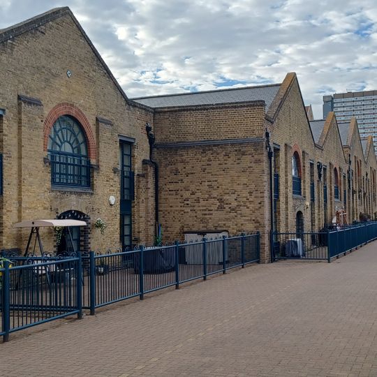 Millwall Wharf Riverside Range Of Warehouse