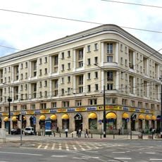 82a Solidarności Avenue in Warsaw