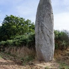Menhir de la Roche-Longue à Quintin