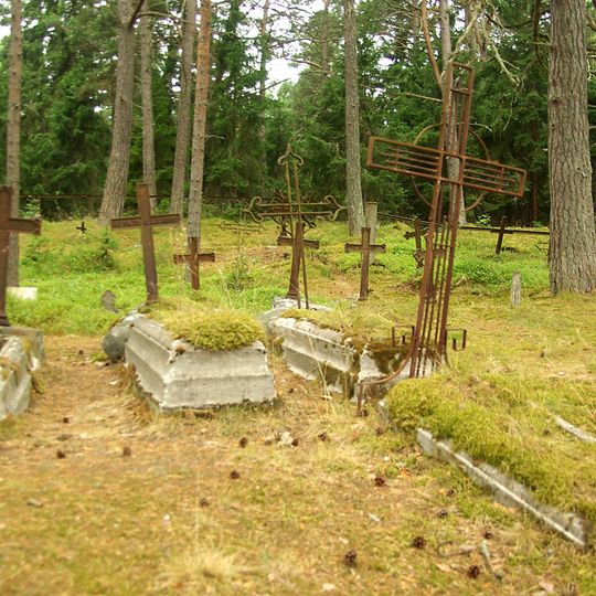 Aegna cemetery