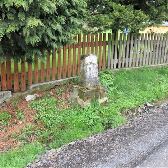 Kříž u domu 47 v Lindavě