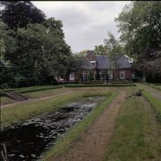 Welgelegen, tuinmuur en trappen