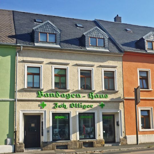 Wohnhaus in geschlossener Bebauung Obertorplatz 5