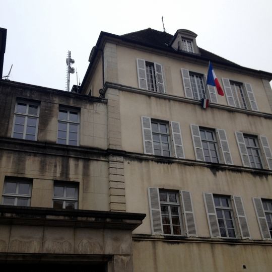 Prefecture hotel of Jura