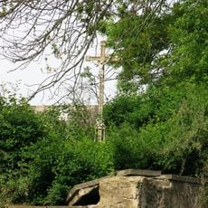 Kříž naproti obecnímu úřadu v Jizerním Vtelně