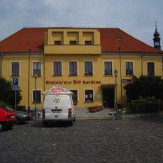 Husovo náměstí 58