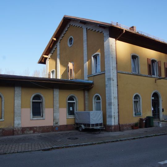 Station building at Solnhofen station