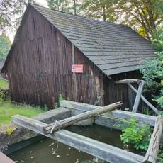Zabytkowa kuźnia wodna w Starej Kuźnicy. Oddział Muzeum Techniki w Warszawie