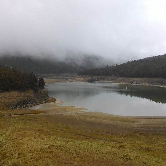 Cueifong Lake