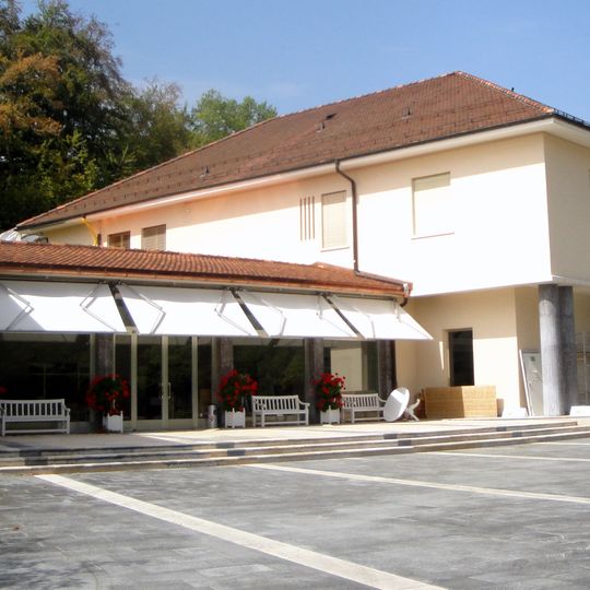 Building Abegg foundation, Werner Abeggstrasse 67–67a