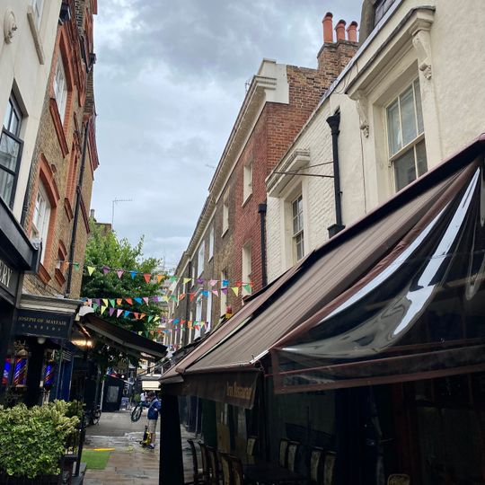 25 And 27, Shepherd Market W1