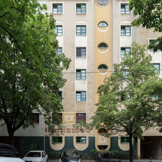 Wohnhausanlage der Gemeinde Wien Wehlistraße 160-162