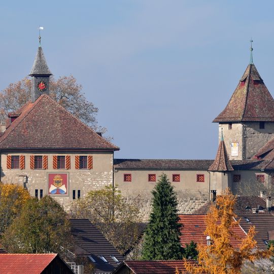 Mittelalterliche/neuzeitliche Burg / Dorf