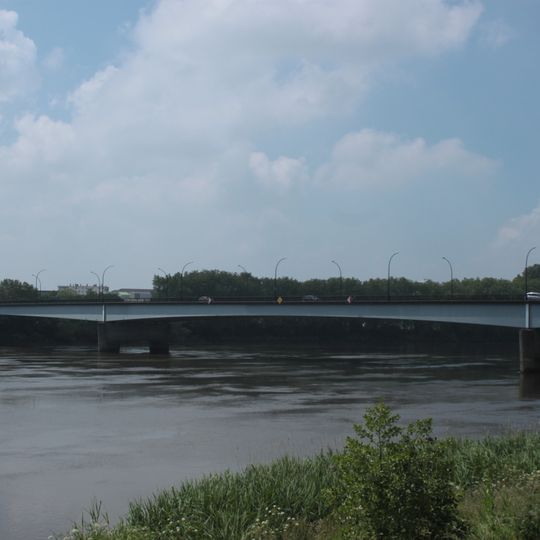 Georges-Clemenceau bridge