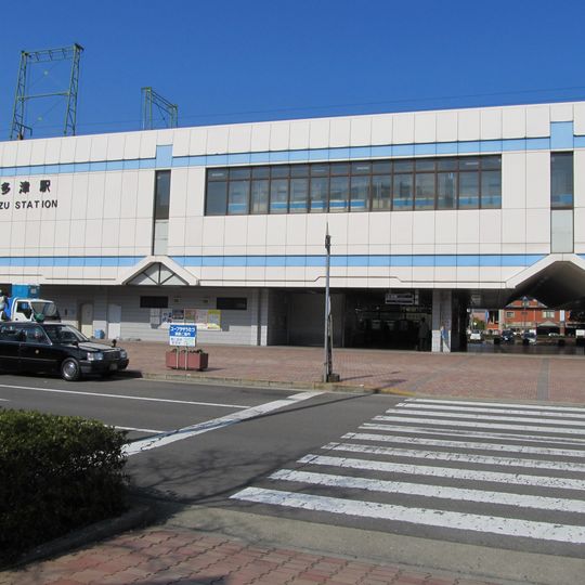 Utazu Station
