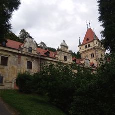 Viltuš Mansion