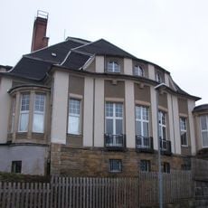 Villa mit Einfriedung Gymnasialstraße 15