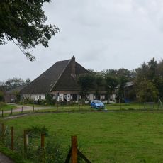 Nijenburg: boerderij ten westen van het huis