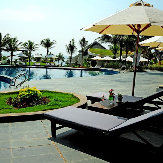 Sandunes Beach Resort & Spa