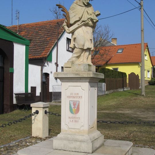Socha svatého Jana Nepomuckého v Bušovicích