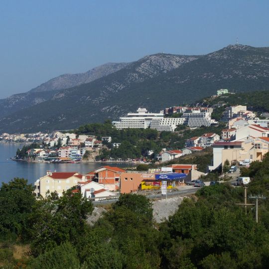 Neum