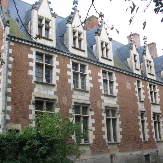 Castello di Plessis-lez-Tours