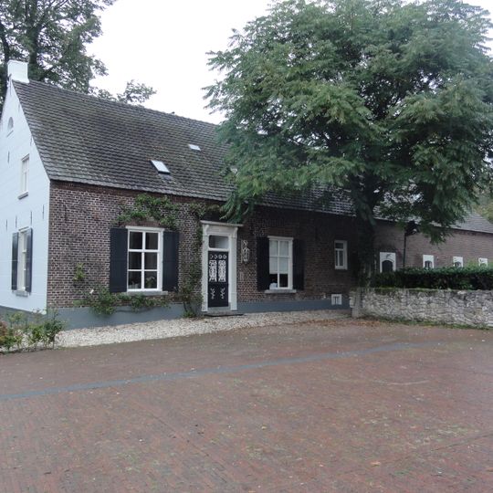 Kerkplein 5, Oeffelt