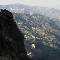 Iferhounene District