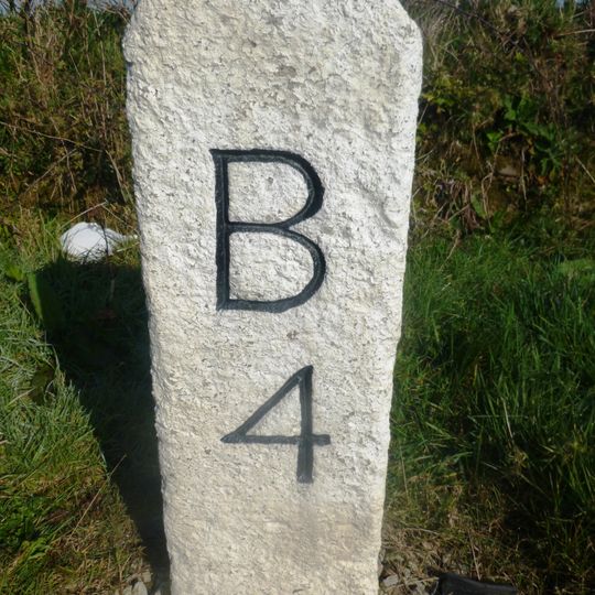 Milestone To East Of Glenavon