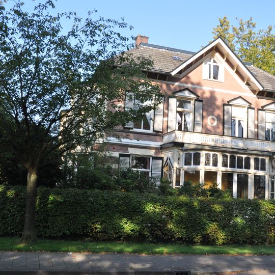 Oranjelaan 9, Apeldoorn