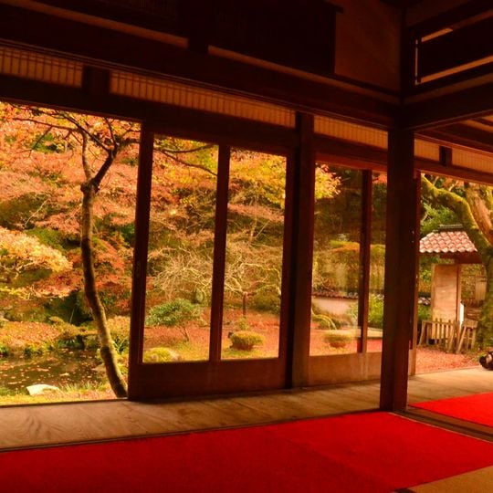 Gyoraku-en